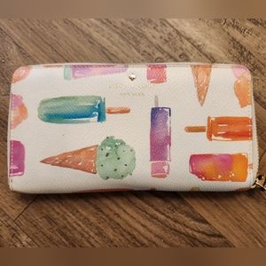 COPY - Kate Spade zip around wallet